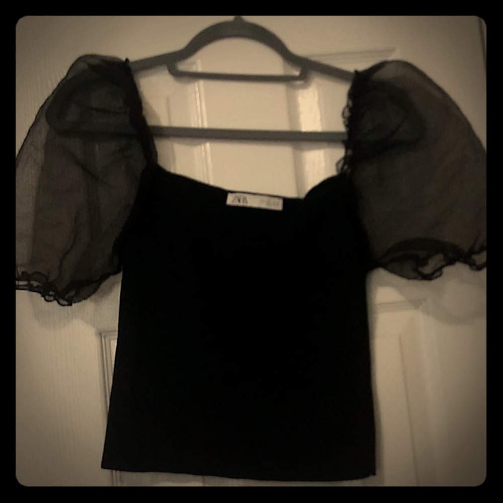 Black Pouf
